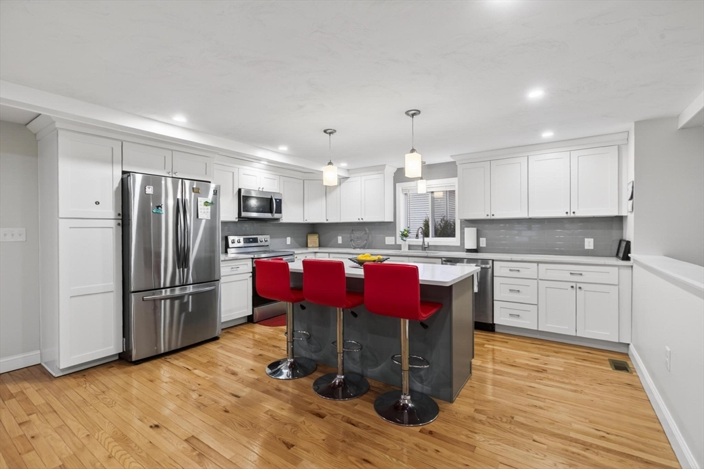 32 Fremont St, Taunton, MA Photo #12