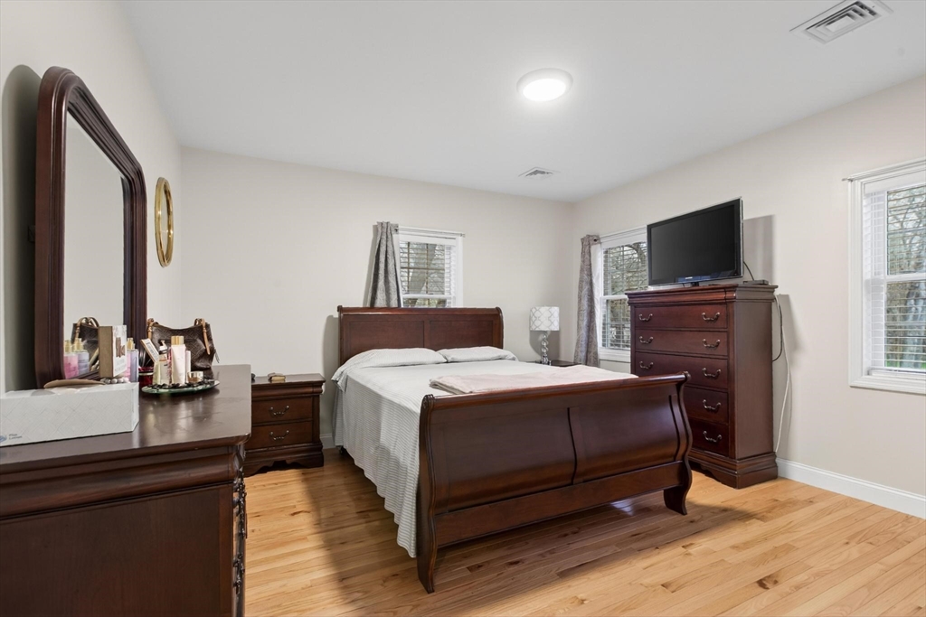 32 Fremont St, Taunton, MA Photo #28