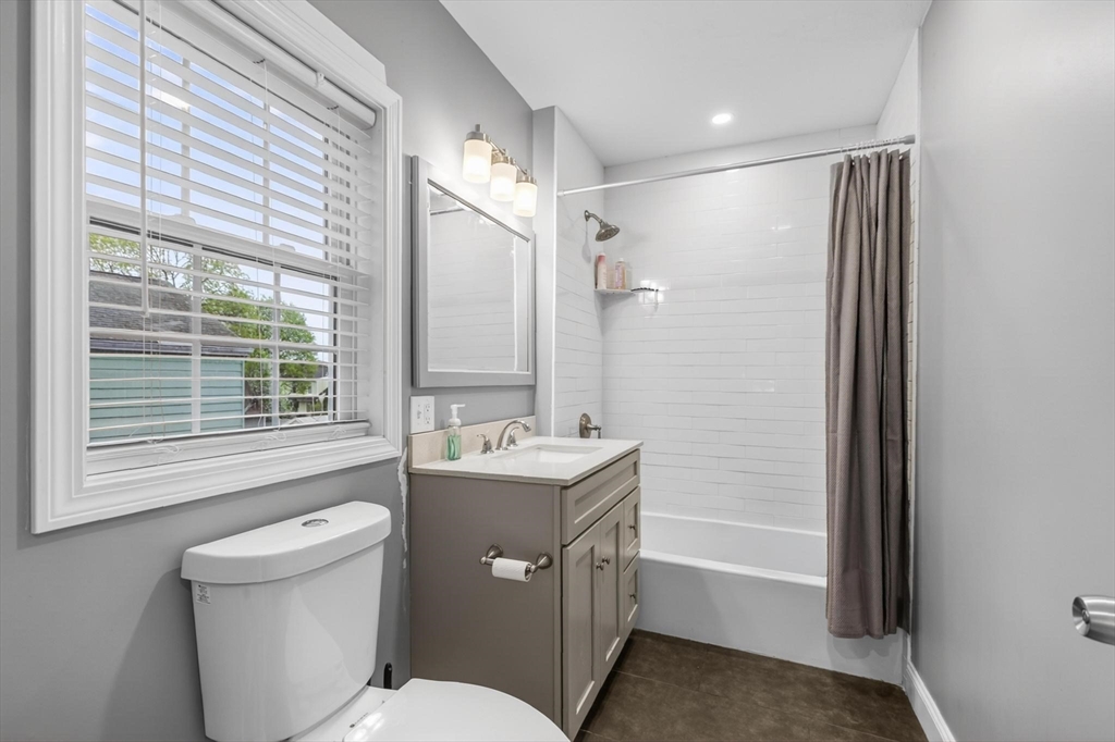 32 Fremont St, Taunton, MA Photo #32