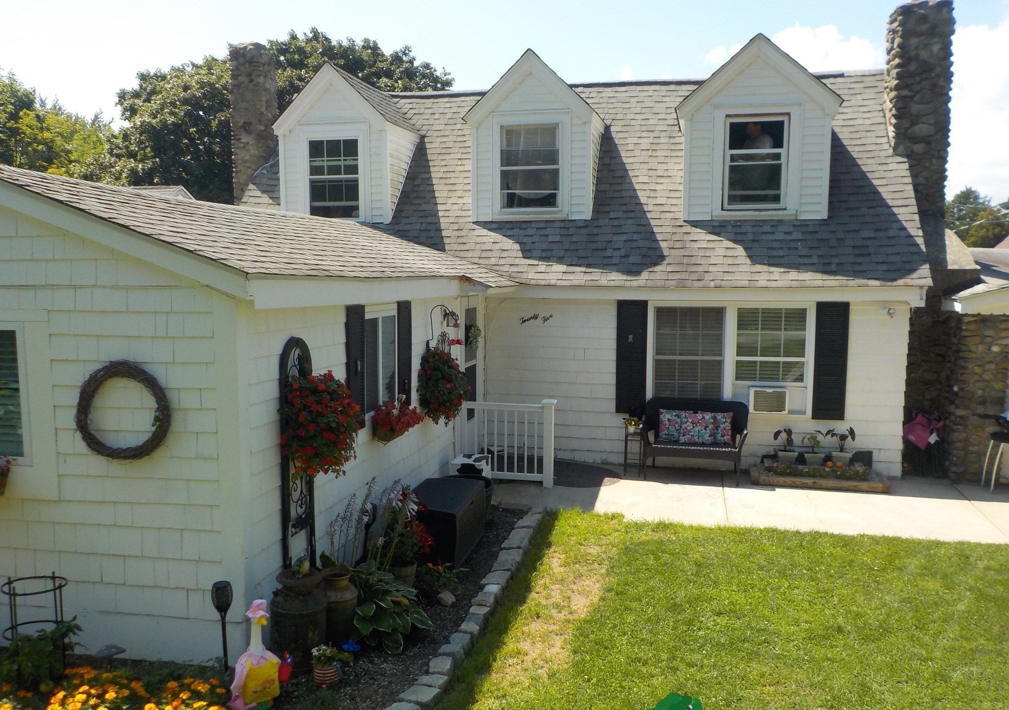 25 Yale Avenue, Swansea, MA Photo #5