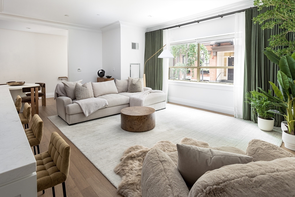 45 Temple St 103