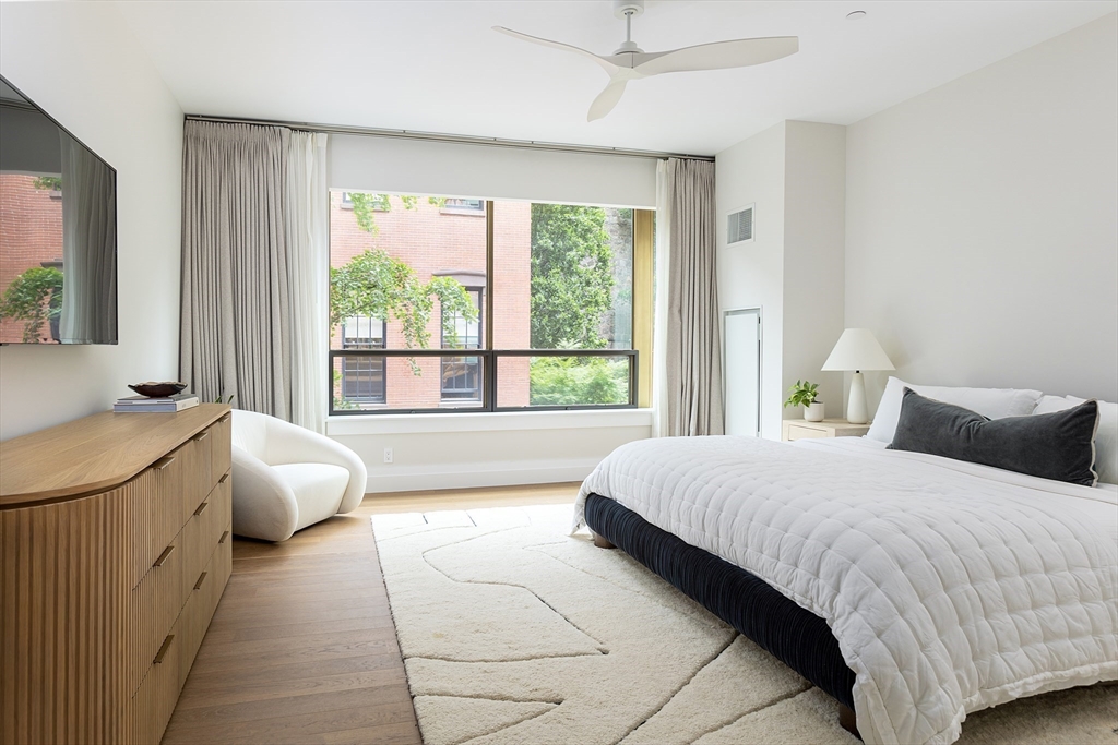 45 Temple St 103