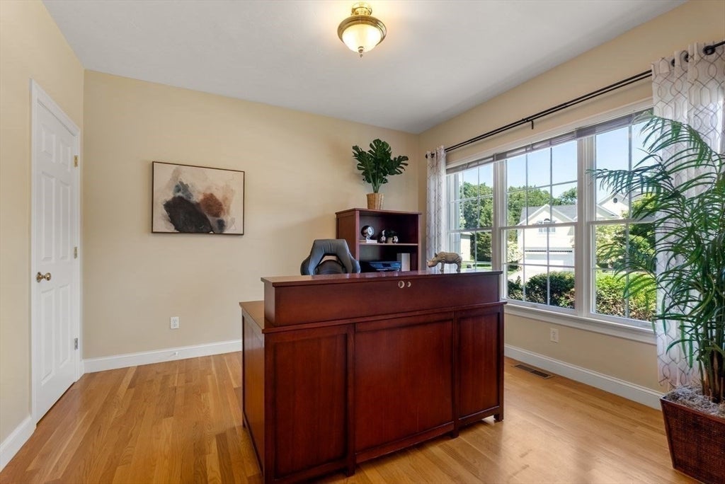 22 Thistle Road, North Andover, MA, 22 Thistle Road, North Andover, MA Photo #17