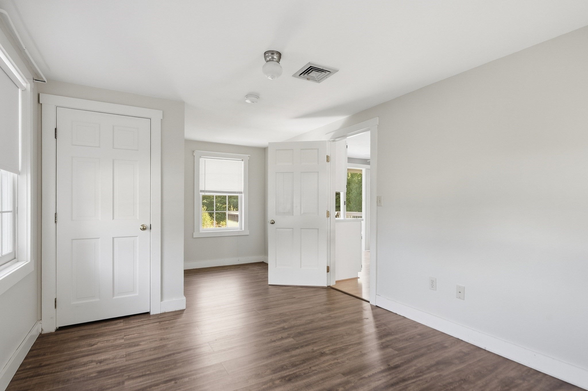 355 Tyler St, Dracut, MA, 355 Tyler St, Dracut, MA Photo #41