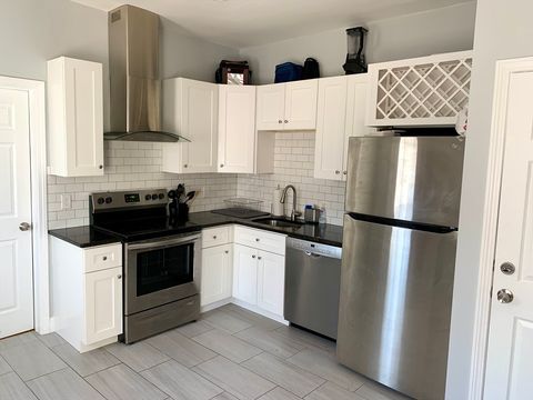 Photo of 153 Chestnut St #1, Waltham, MA 02453 (MLS # 73500840)