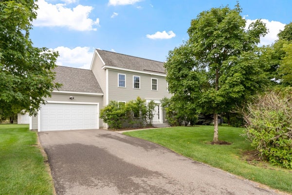 2 ADAMS CIR, DEVENS, MA 01434 - Image 3d51b8d14e7b83d8d51d8f5d5dca5fe0/2684446286