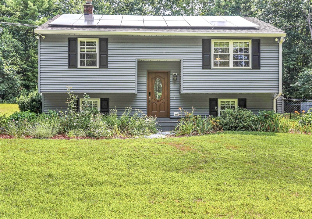 195 Holly Dr