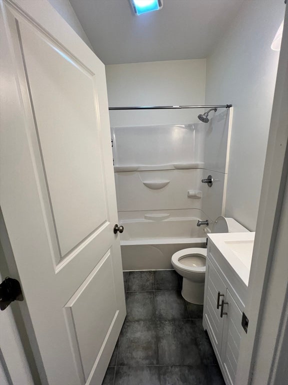 123 Intervale St 1