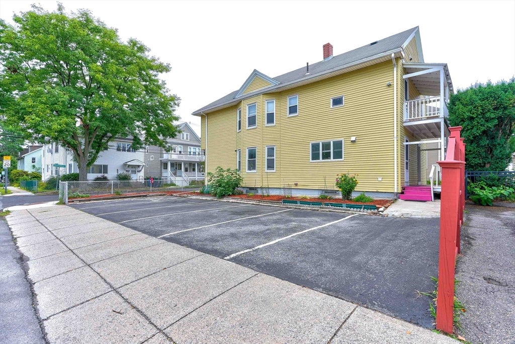 90-92 Thorndike St, Arlington, MA, 90-92 Thorndike St, Arlington, MA Photo #3