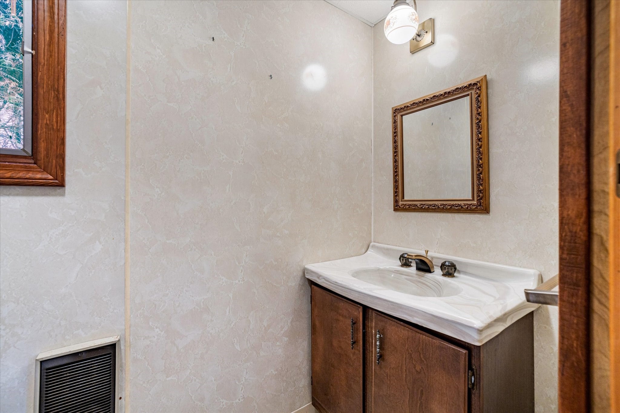 47 Point Pleasant Rd, Webster, MA, 47 Point Pleasant Rd, Webster, MA Photo #32