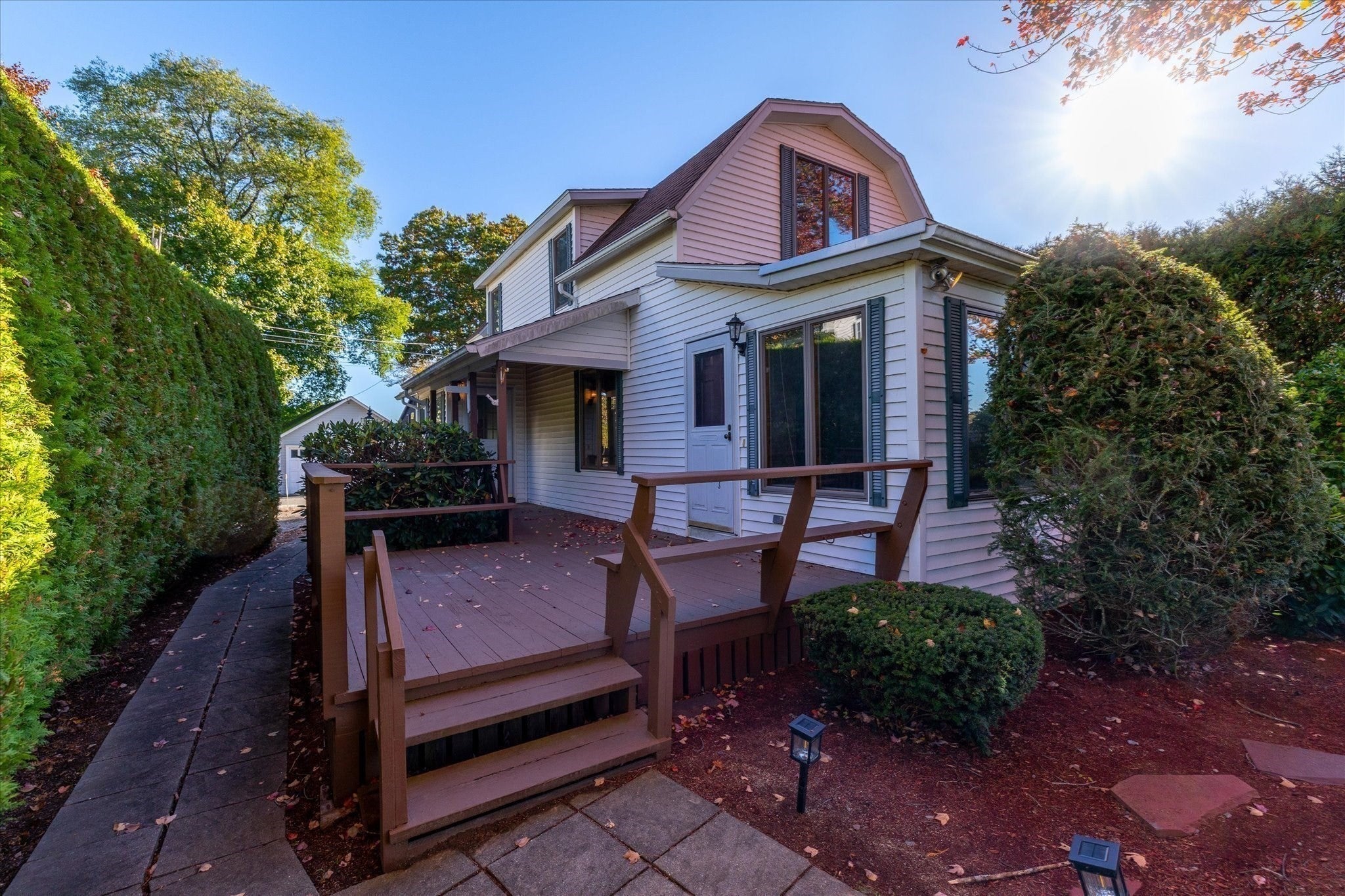 47 Point Pleasant Rd, Webster, MA, 47 Point Pleasant Rd, Webster, MA Photo #2