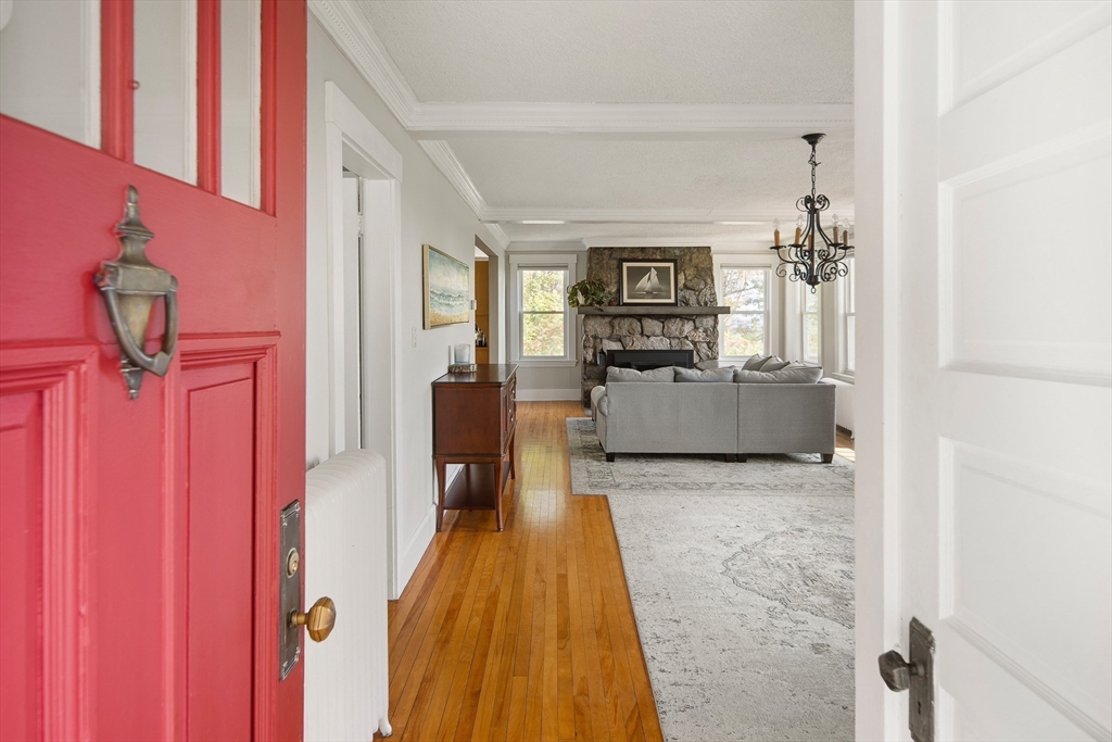 20 Mountain Rd