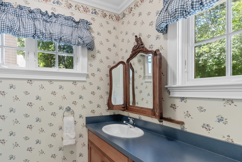 4390 Main St, Barnstable, MA Photo #37