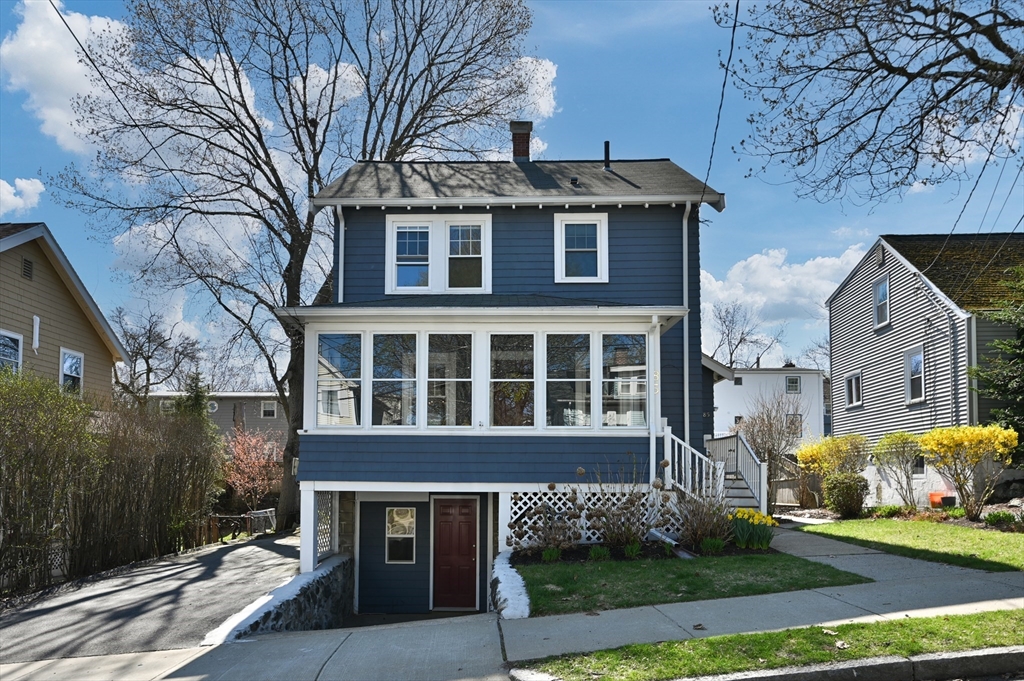 85 Sunset Rd