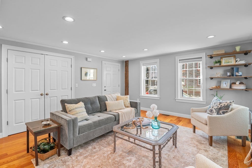 27 Warren St 1