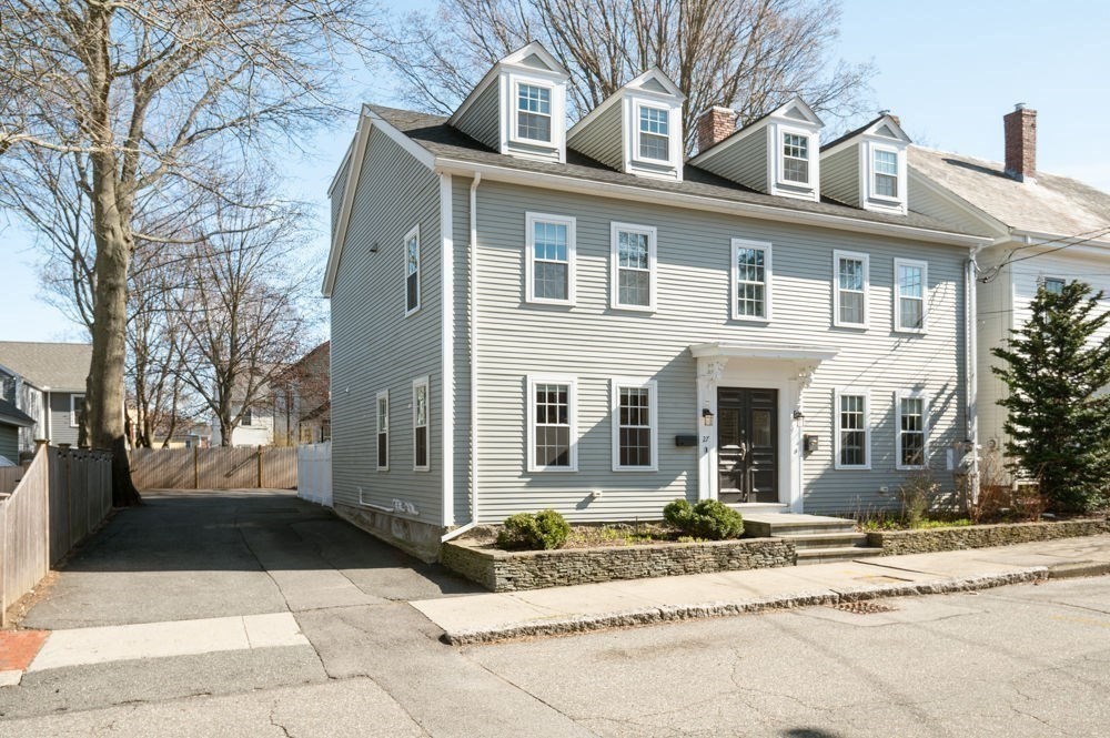 27 Warren St 1