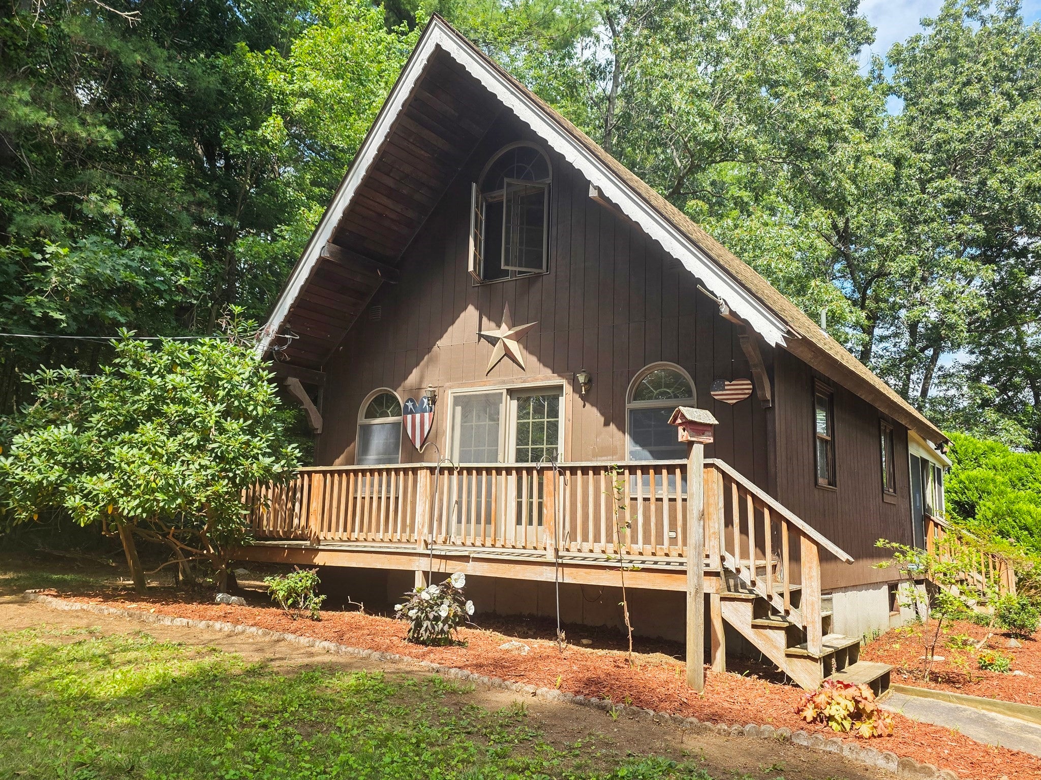 11 Ferncroft Rd, Leicester, MA, 11 Ferncroft Rd, Leicester, MA Photo #2