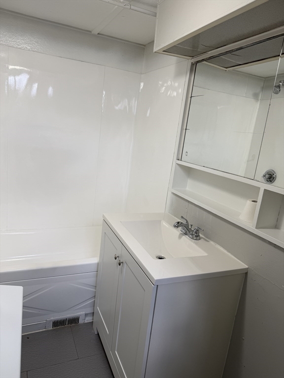 181 Boston Post Road E 49