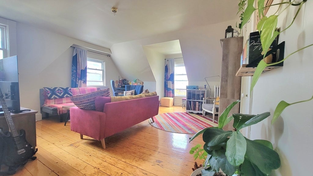 45 Auburn Street #3, Brookline, MA Photo #2
