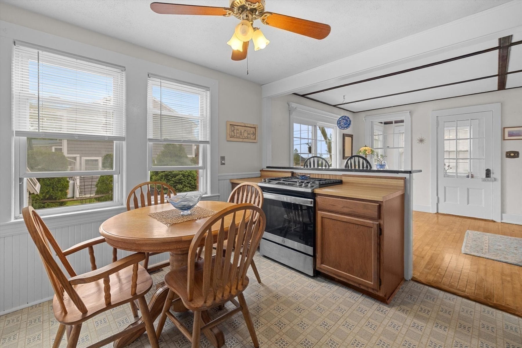 4 Wharf Ln, Kingston, MA Photo #14