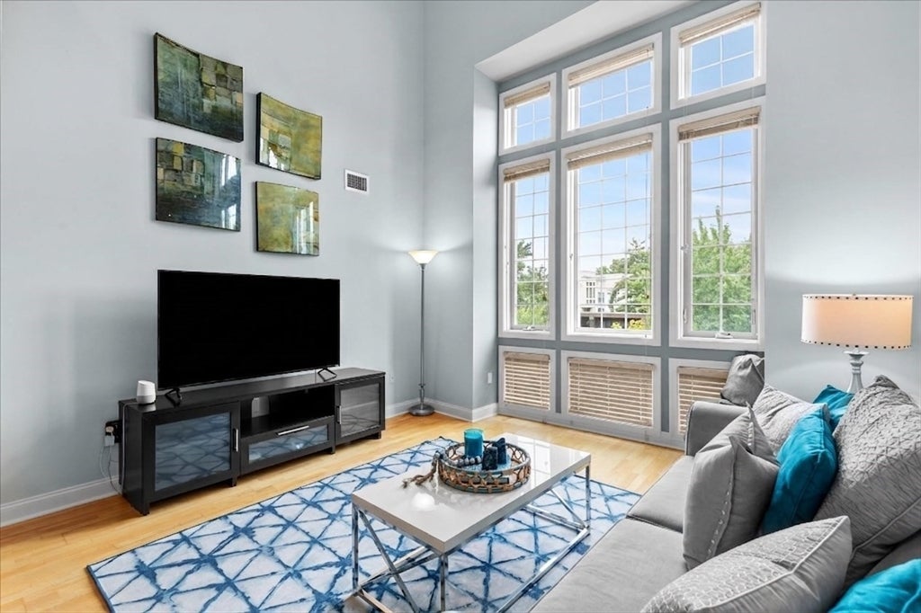 Photo of 7 Ballister St, Wakefield, MA