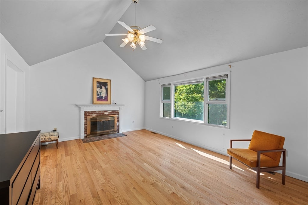 13 Crosby Rd, Grafton, MA Photo #8