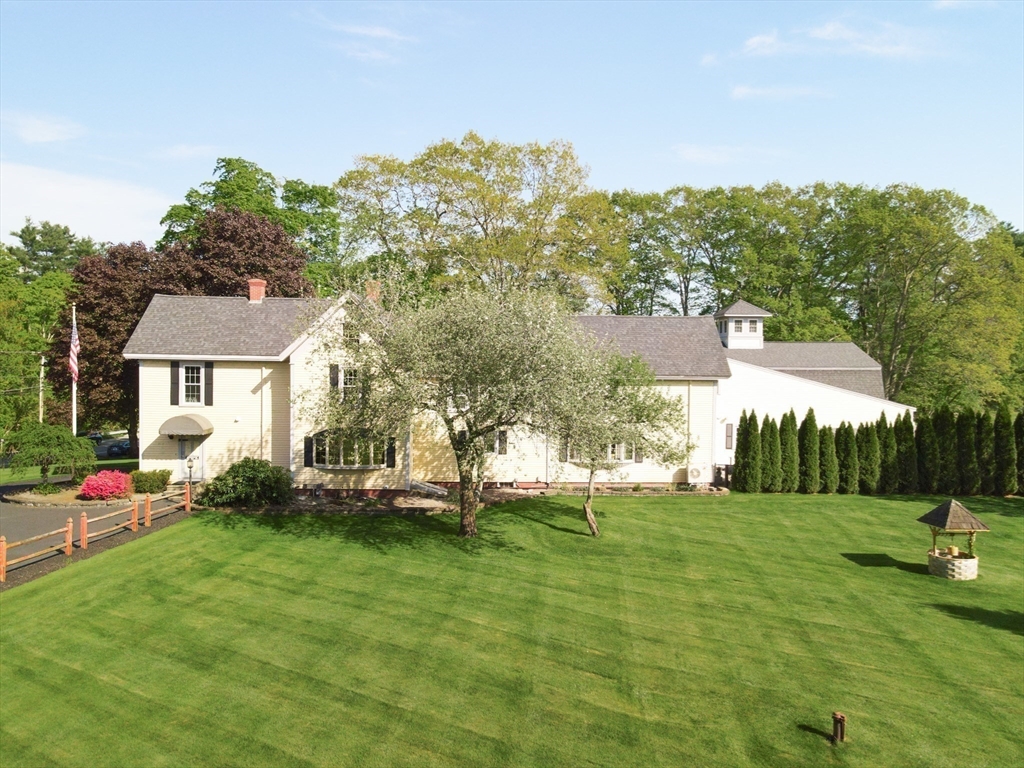 Plaistow, New Hampshire 03865, United States, 5 Bedrooms Bedrooms, ,5 BathroomsBathrooms,Residential,Active,130581