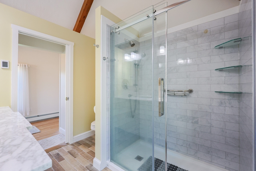 Plaistow, New Hampshire 03865, United States, 5 Bedrooms Bedrooms, ,5 BathroomsBathrooms,Residential,Active,130581