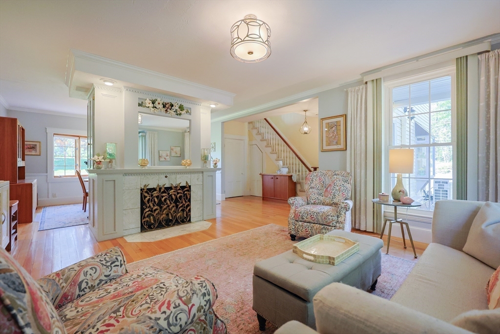 Plaistow, New Hampshire 03865, United States, 5 Bedrooms Bedrooms, ,5 BathroomsBathrooms,Residential,Active,130581