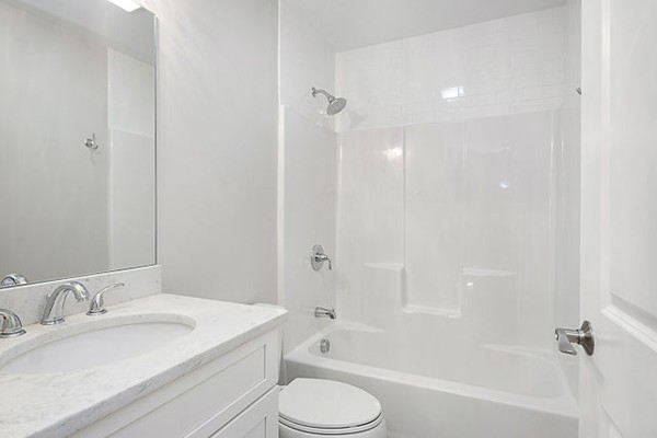 20B Hawthorne 20B