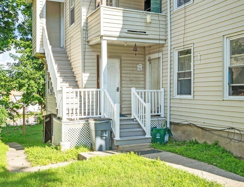 22 Florence St, Worcester, MA, 22 Florence St, Worcester, MA Photo #10