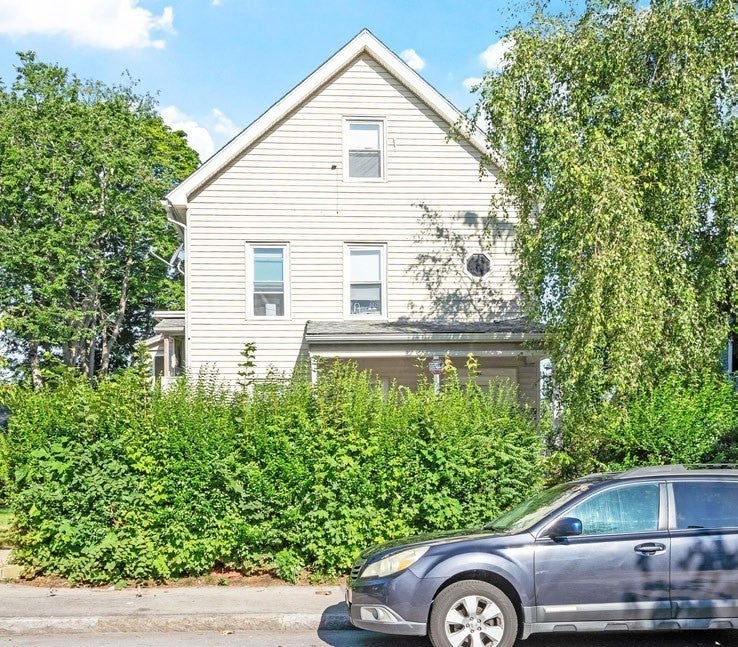 22 Florence St, Worcester, MA, 22 Florence St, Worcester, MA Photo #3