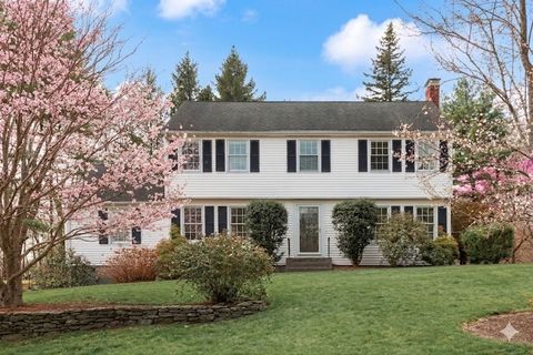 63 Blacksmith Dr Sudbury MA 01776