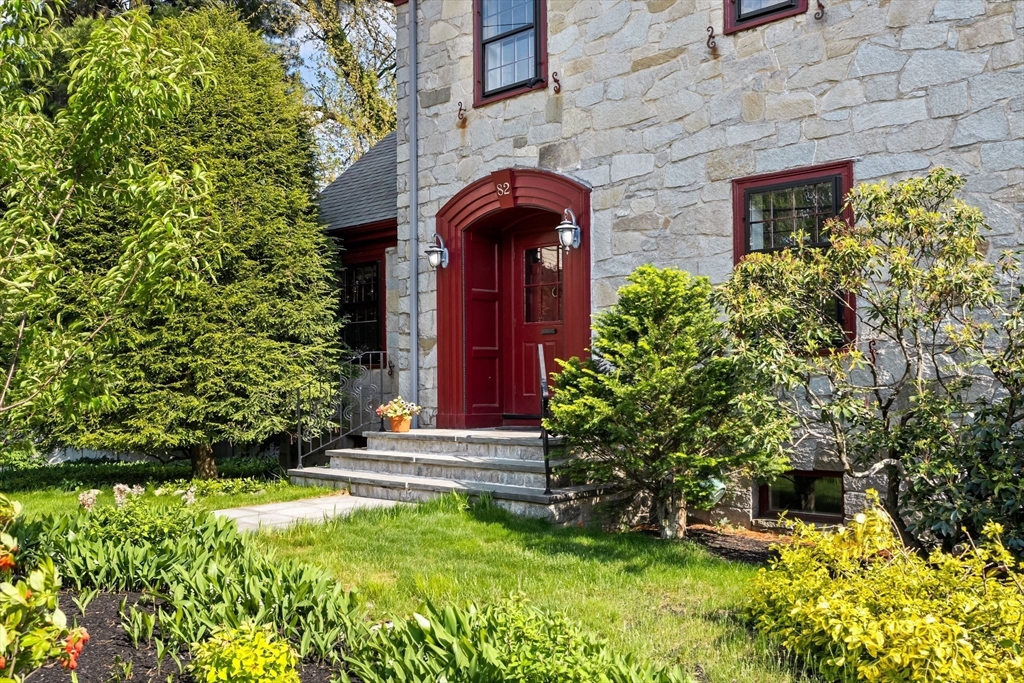 82 Richfield Rd