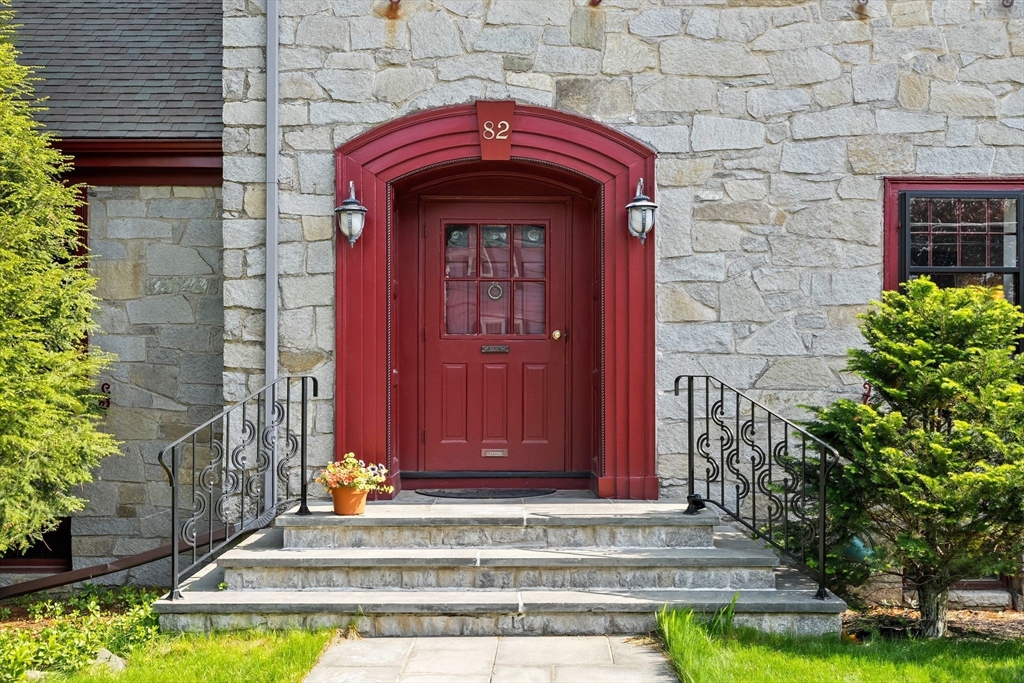 82 Richfield Rd