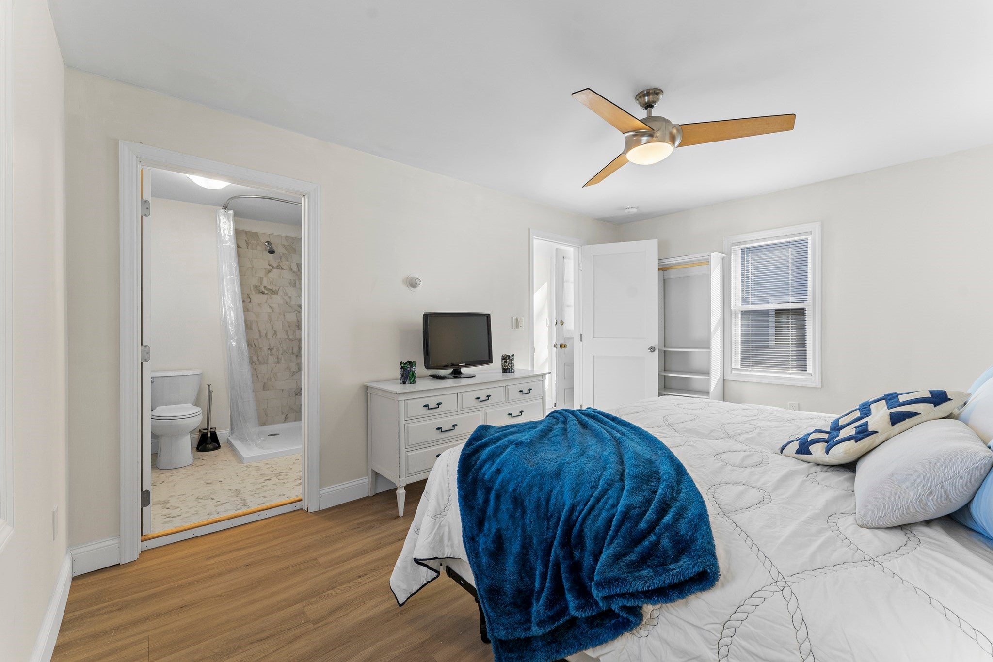 1011 Webster St, Needham, MA, 1011 Webster St, Needham, MA Photo #33