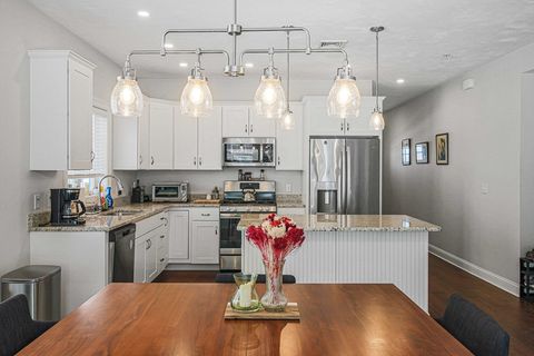 Photo of 831 Ledgewood Way #831, Clinton, MA 01510 (MLS # 73478521)