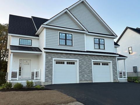 7 Leo's Way 1 Sterling MA 01564