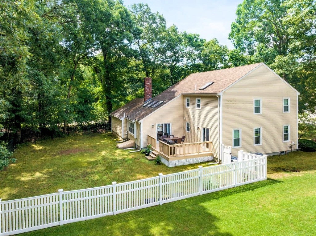 14 Dotty Ann Dr, Framingham, MA, 14 Dotty Ann Dr, Framingham, MA Photo #4