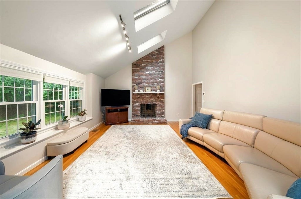 14 Dotty Ann Dr, Framingham, MA, 14 Dotty Ann Dr, Framingham, MA Photo #16
