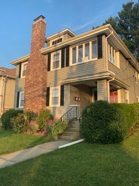 438 Central Avenue 1 Milton MA 02186