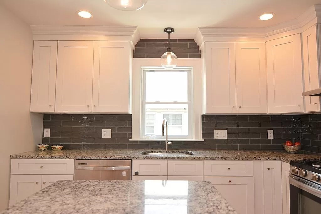 142 Trapelo Rd 142