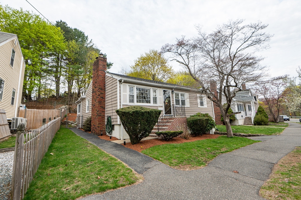 44 Harris Rd