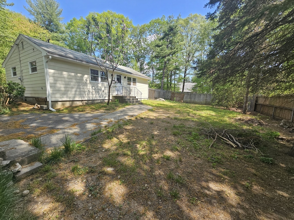 37 Fairchild Dr