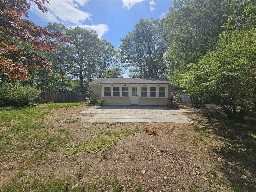 37 Fairchild Dr