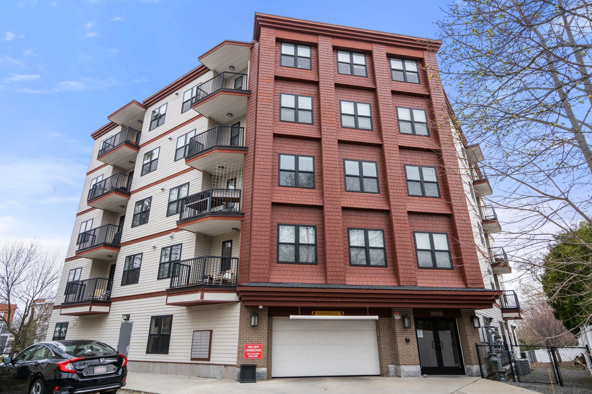 18 Johnson Ave
