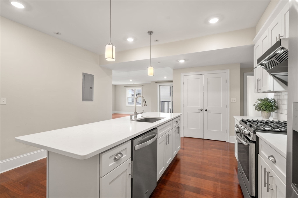 18 Johnson Ave #18-3, Quincy, MA, 18 Johnson Ave #18-3, Quincy, MA Photo #4