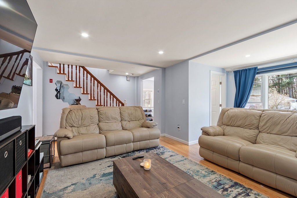48 Whipple Rd