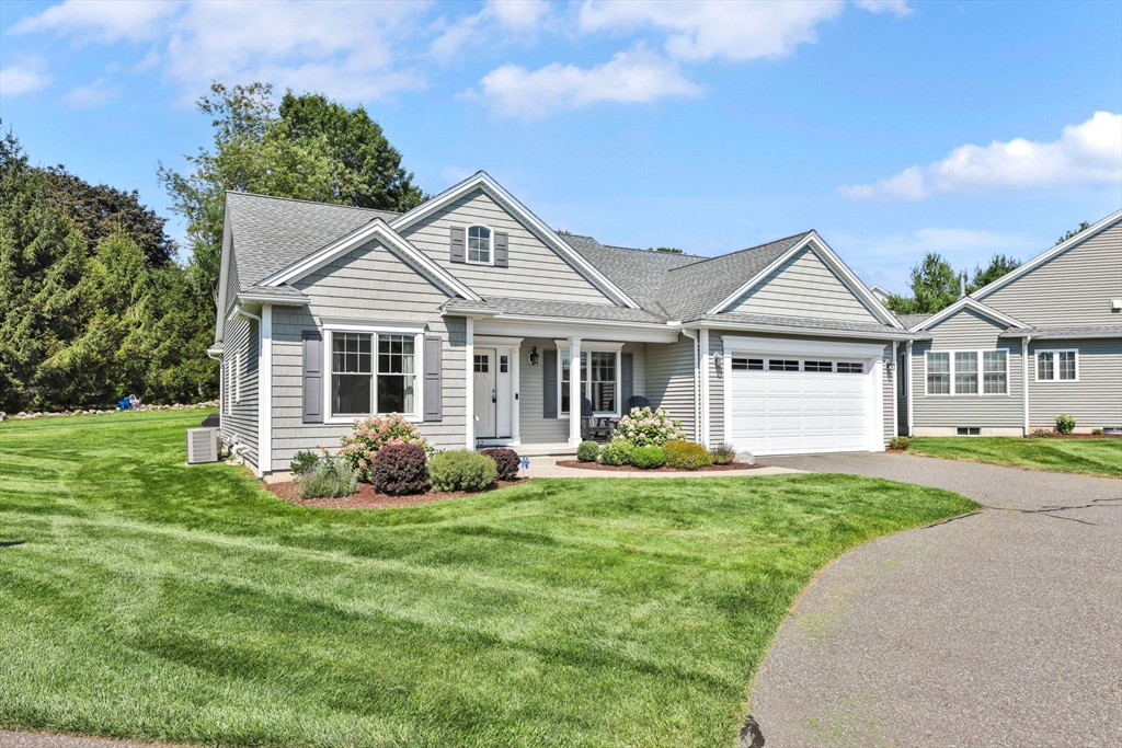 12 Sandalwood Dr 12