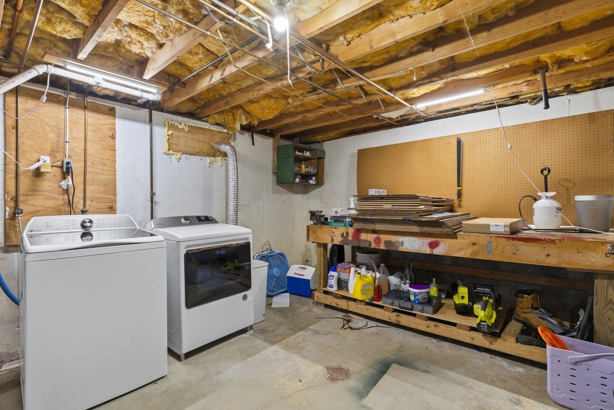10 Rounseville St, New Bedford, MA, 10 Rounseville St, New Bedford, MA Photo #31